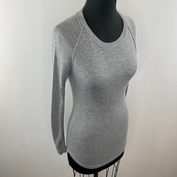 LULULEMON Sunshine Coast Long Sleeve Heathered Gray Boolux Cashmere Knit 2 XS - Picture 3 of 7